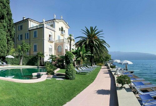 Hotel Monte Baldo e Villa Acquarone, Забронировать Отель Отели Ломбардии с питанием, Пансион