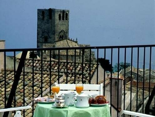 Hotel Moderno, Rezervați Hotel Erice Sicilia