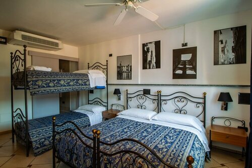 In Riva Al Lago B&B, Забронировать Апарт-отель Апарт-отели Комо, рядом с Общественный театр, Апарт-отель
