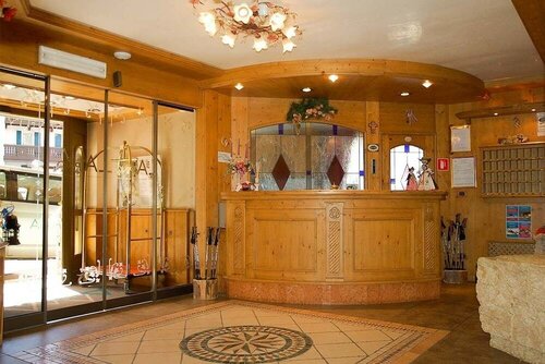 Hotel Alpino, Забронировать Отель Отели Сан-Мартино-ди-Кастроцца 3 звезды, 3*