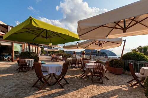 Hotel Tritone Lipari, Prenota Hotel Hotel a Sicilia con colazione, Colazione