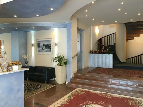 Hotel La Bussola, Забронировать Отель Лидо ди Езоло Riviera Ovest