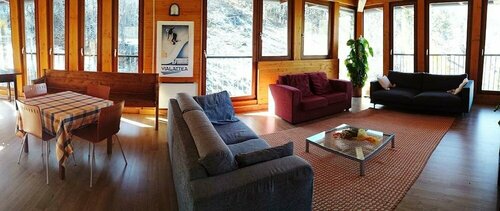 Hotel Chalet Casa Cesana, Boek Chalet Piemonte Hotels met Parkeerplaats, Parkeren