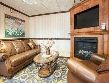 Baymont by Wyndham Battle Creek/I-94, Prenota Hotel Battle Creek Michigan