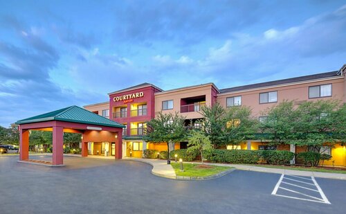 Courtyard Manchester-Boston Regional Airport, Reserva ahora Hotel Manchester Mclntyre