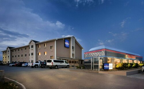 Oak Tree Inn - Rawlins, Book Hotel Hoteller i Michigan med parkering, Parkering