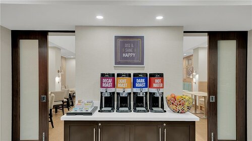 Hampton Inn & Suites by Hilton Toronto Markham, Забронировать Отель Отели Маркем с бассейном, Бассейн