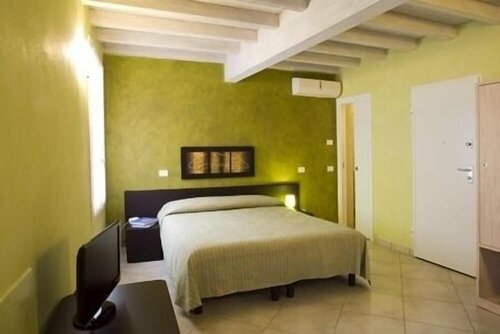 Residenza Romeo e Giulietta, Buchen Sie Hotel Hotels in Mantua mit Frühstück, Frühstück