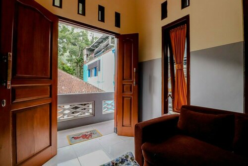 Villa Rose, Prenota Villa Ville a Batu, Villa
