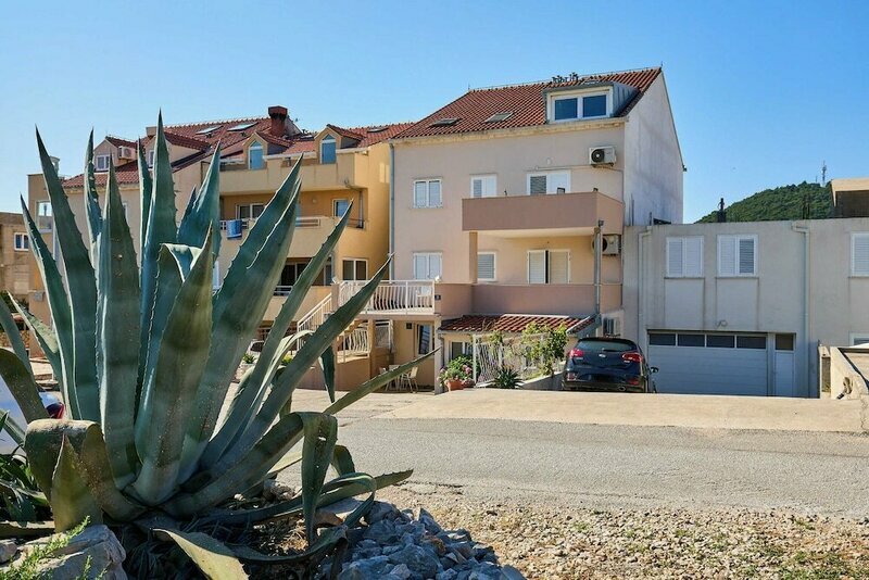 Cozy Residence