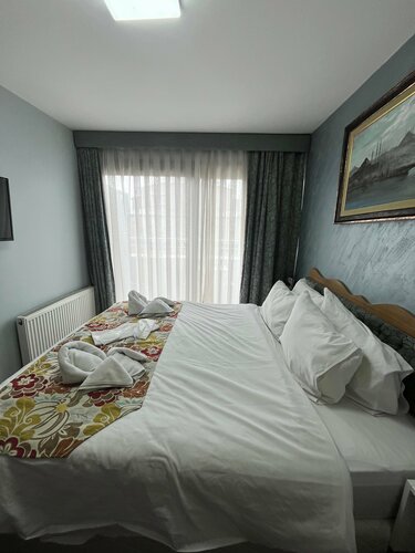ELİTE HOTEL By MK, Забронировать Отель Отели Фатих с парковкой, Парковка