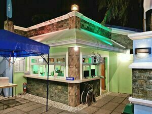 EDUARDOS RESORT