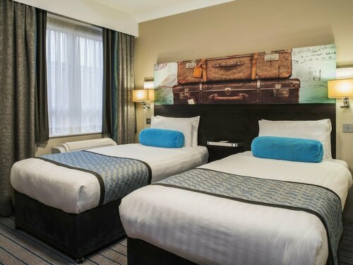 Mercure London Heathrow Hotel, Rezervați Hotel Hoteluri în Merseyside cu mese, Demipensiune / Pensiune completă