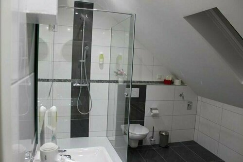 Pension am Stummplatz, Забронировать Гостевой дом Отели Нойнкирхен с парковкой, Парковка
