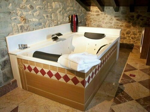 Posada La Torre de los Isla & Spa, Varaa Lomakeskus Hazas de Cesto Kantabria