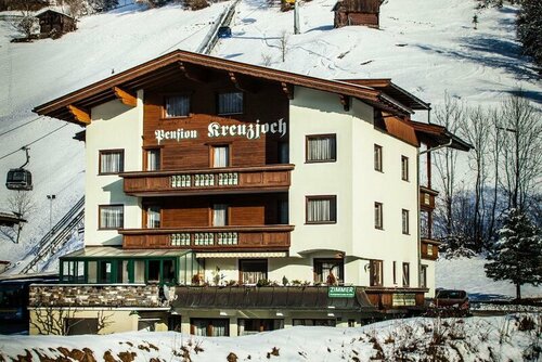 Pension Kreuzjoch, Забронировать Отель Отели Тироля с парковкой, Парковка