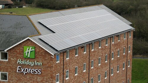 Holiday Inn Express Nuneaton, Rezervați Hotel Hoteluri în Gloucestershire cu parcare, Parcare
