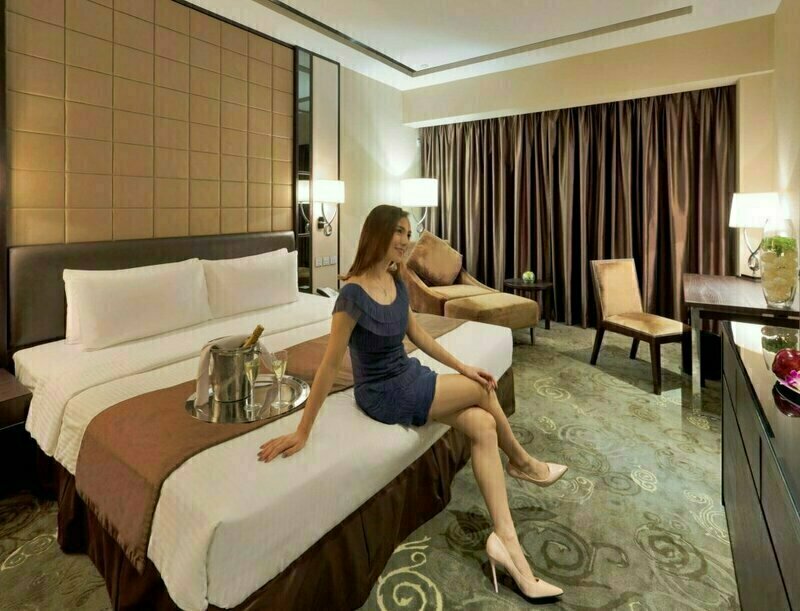 Grand Emperor Hotel