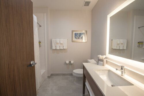 Holiday Inn Express & Suites - Houston Westchase - Westheimer by IHG, Забронировать Отель Отели Хьюстона 3 звезды, 3*