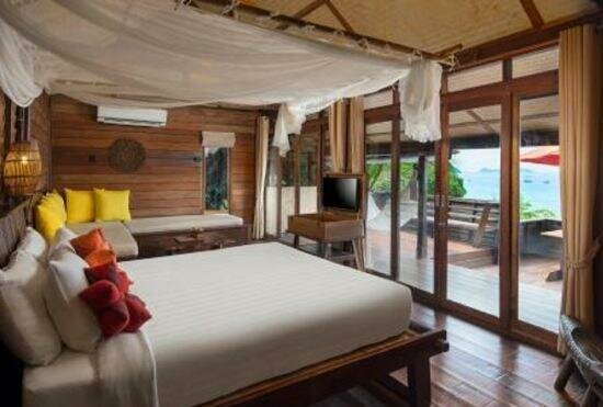 Sky Beach Travel & Hostel