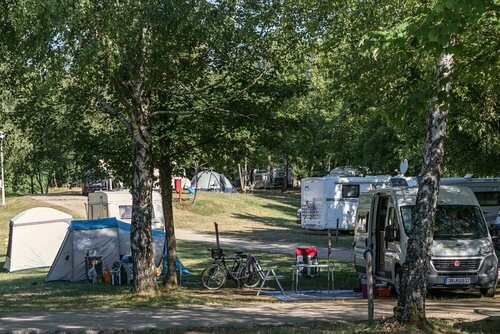 Kamp Korana, Rezervovat Kemp Hotely v Rakovica se snídaní, Snídaně