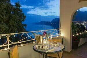Hotel Piccolo Sant'Andrea, Book Hotel Praiano Amalfi Coast