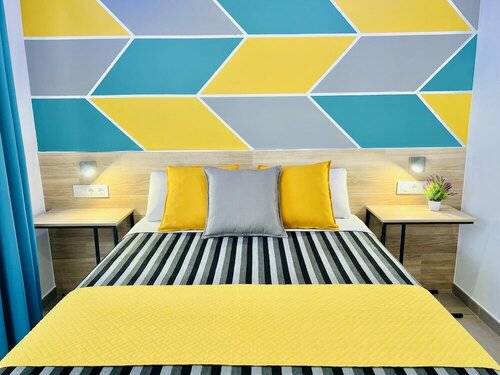 DORI ROOMS - Hostal, Забронировать Хостел Хостелы Тарифа, рядом с Whale-Watching, Хостел