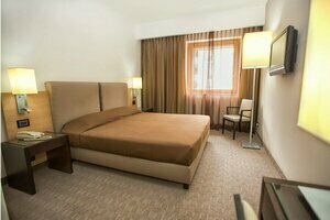 Ariha Hotel Cosenza, Забронировать Отель Козенца Национальный парк Сила
