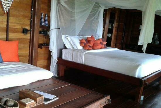 Sky Beach Travel & Hostel