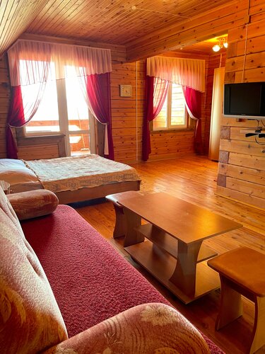 Siberiya Guest house, Prenota Affittacamere Hotel a Irkutsk Region con parcheggio, Parcheggio