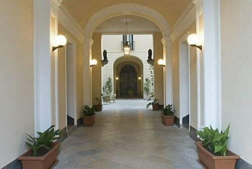 Palazzo Serraino, Book Hotel Trapani Sicilien