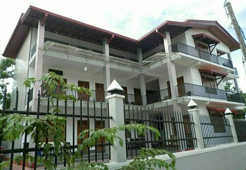 Rathna Holiday Resort, Забронировать Курортный отель Катарагама Monaragala District