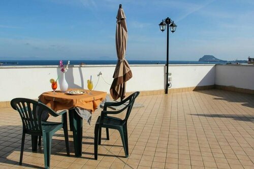 Hotel Santa Marta, Varaa Hotelli Hotellit Pozzuoli aamiaisella, Aamiainen