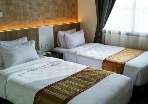 Deivan Hotel, Prenota Hotel Hotel a Padang con parcheggio, Parcheggio