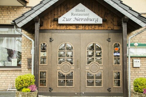 Zur Neroburg, Boek Hotel Neroth Vulkan Eifel