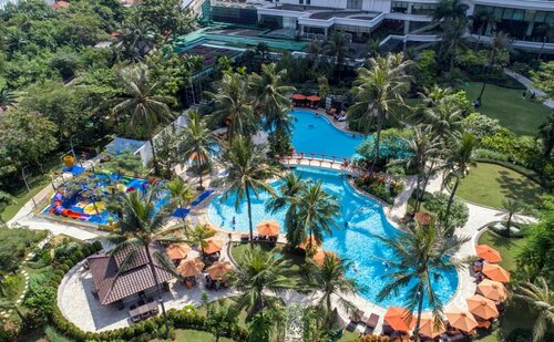 Shangri-La Jakarta Hotel, Rezervovat Hotel Tanah Abang Jakarta, poblíž LSPR Jakarta