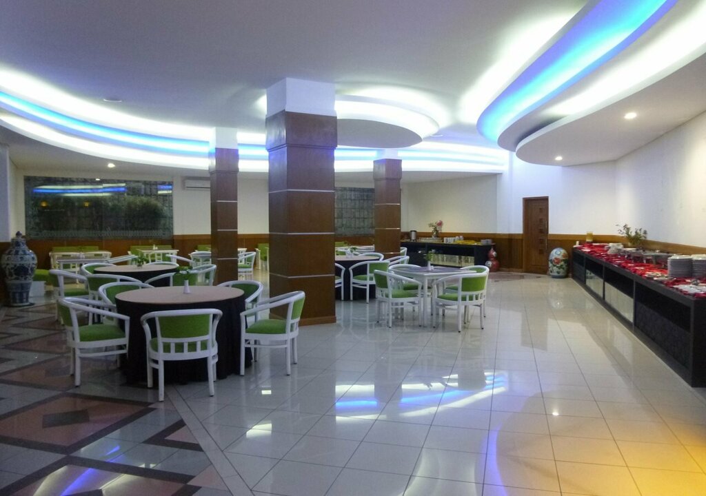 Hotel New Puri Garden Airport Semarang