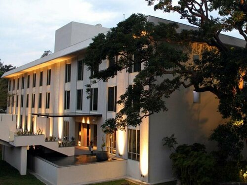 Gloria Manor, Забронировать Отель Отели Хеньчунь 3 звезды, 3*