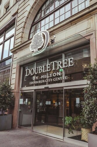 Doubletree by Hilton Edinburgh City Centre, Забронировать Отель Мерчистон Эдинбург, рядом с Flodden Wall