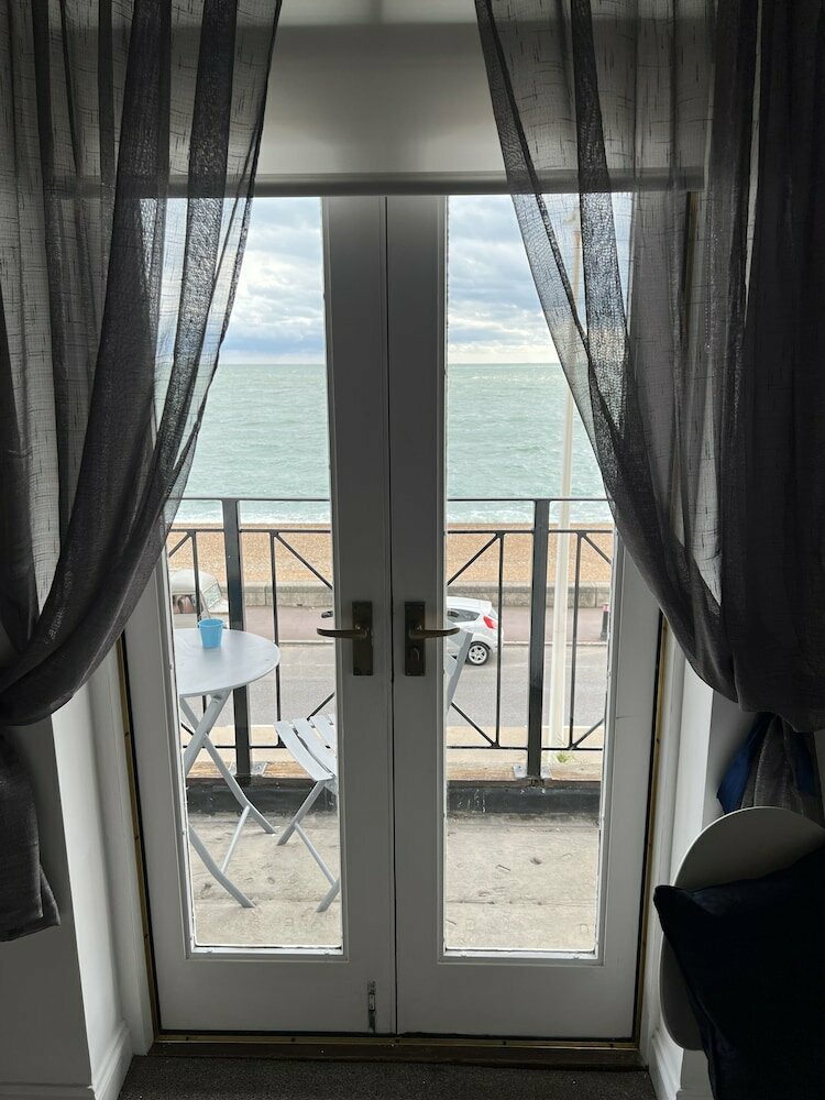 The Sandgate Hotel