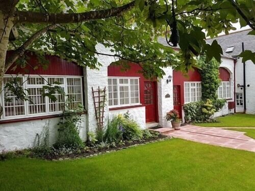 Balmoral Hotel, Boek Hotel Moffat 