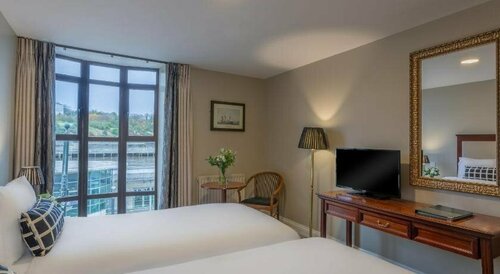 Dooleys Hotel, Забронировать Отель Вотафорд Ленстер