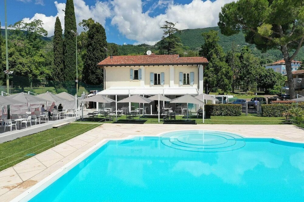 Hotel Du Lac Gardone Riviera
