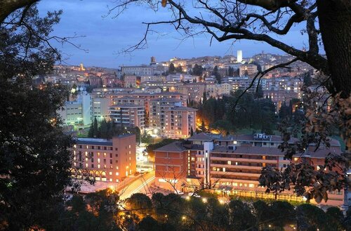 Hotel Giò Wine e Jazz Area, Buchen Sie Hotel Business-Hotels in Perugia, 4* 5*