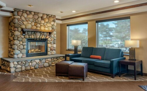 Comfort Inn & Suites Lincoln City, Забронировать Отель Отели Линкольн-Сити с бассейном, рядом с Lincoln City Outlets, Бассейн