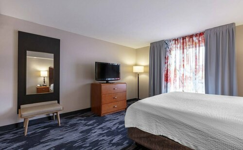 Fairfield Inn & Suites Columbus, Забронировать Отель Колумбус Миссисипи