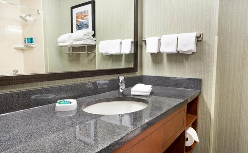 Drury Inn & Suites Grand Rapids, Réserver Hôtel Hôtels à Cascade avec parking, Parking