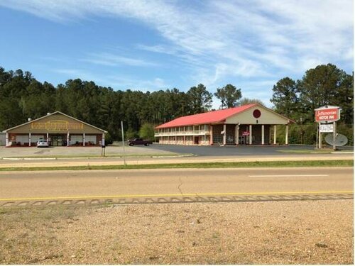 Jeffersonian Motor Inn, Book Hotel Hoteller i Mississippi med parkering, Parkering