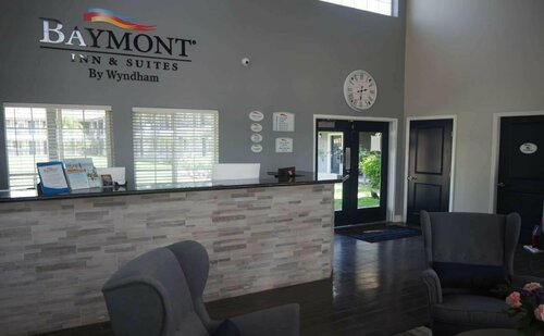 Baymont by Wyndham Yuba City, Забронировать Отель Юба-Сити штат Калифорния