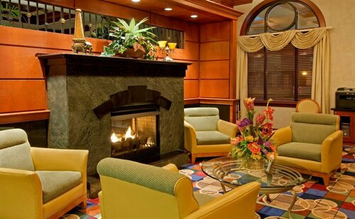 Courtyard by Marriott Norfolk Downtown, Boek Hotel Norfolk Virginia